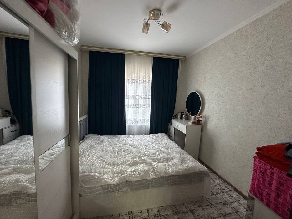 Срочно продаётся 2 комнатная квартира сделано3, рядом все удобства ест