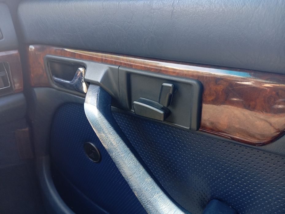 Мерцедес 300 SE 126