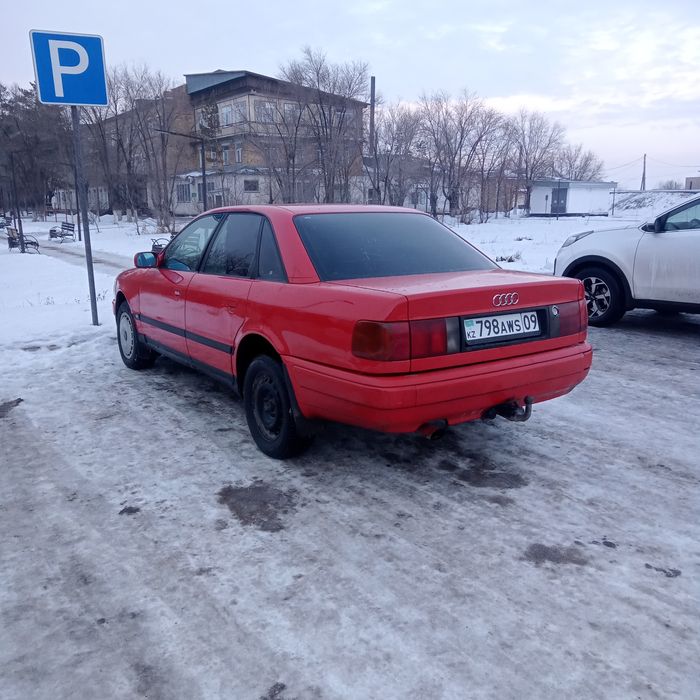 Продам Ауди 100 .