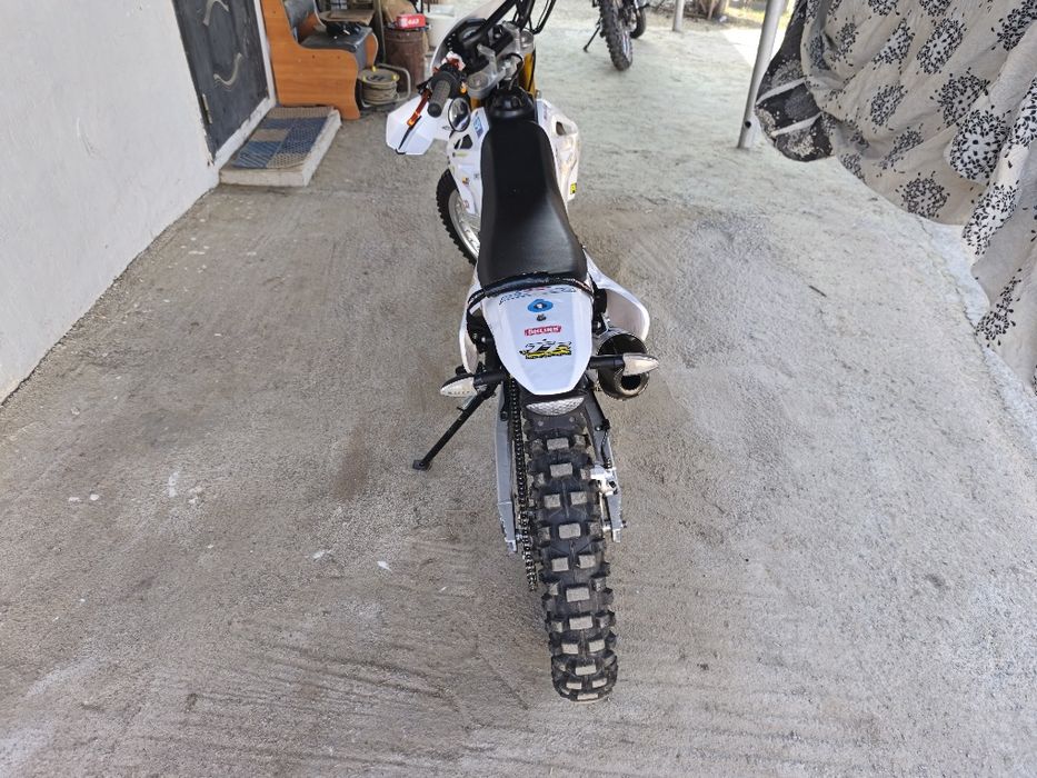 Продам эндуро 250cc