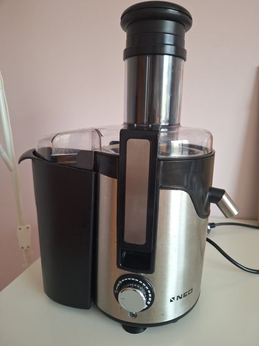 Сокоизстисквачка Neo