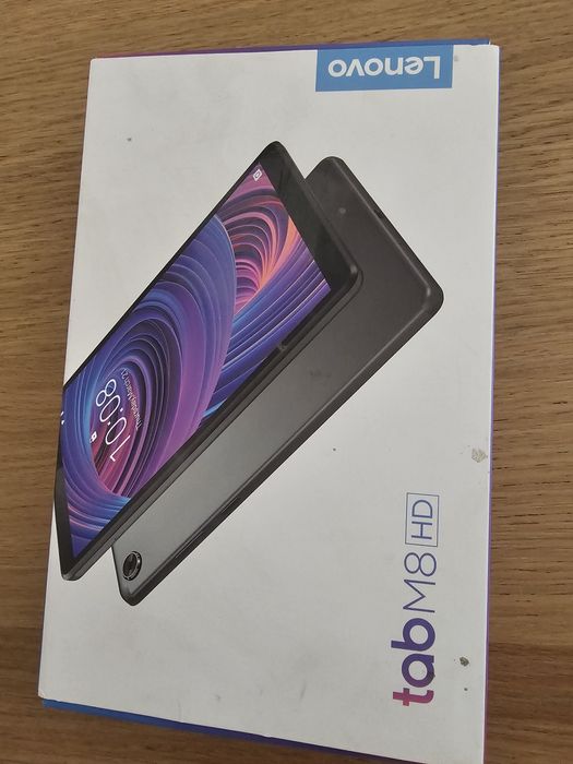Lenovo tablet M8