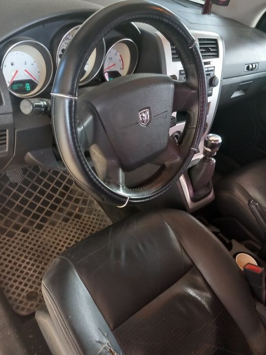 Vând Dodge Caliber