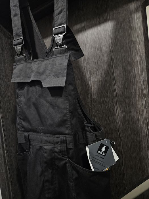 MASCOT Accelerate Overall with knee pockets black 18569