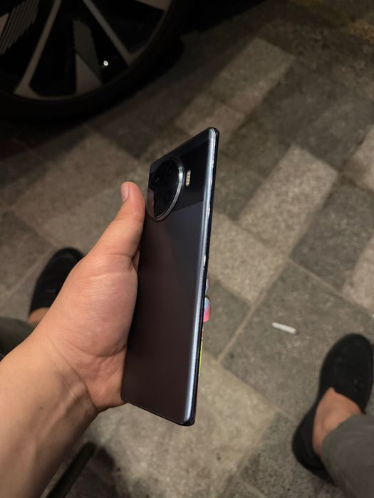 Tecno spark 20 plus