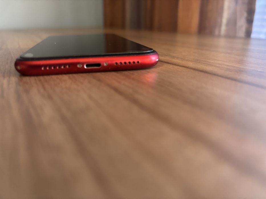 iPhone 11 Red 128GB
