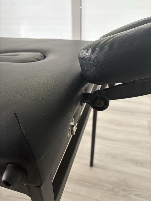 Масажно легло/кушетка  с метална рамка