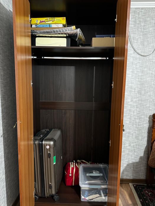 Продается шкаф для вещей