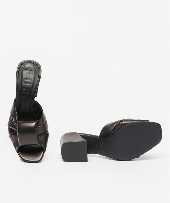 Papuci piele Furla Noi 36