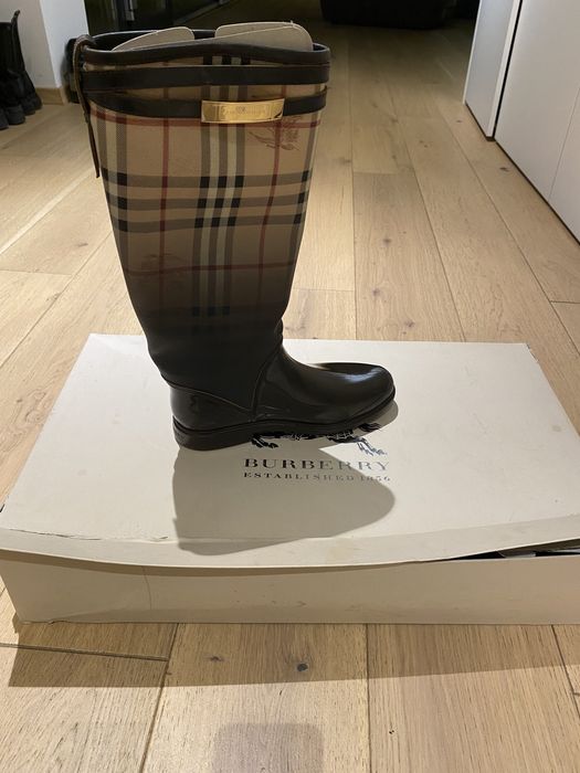Cizme cauciuc Burberry mărime 37