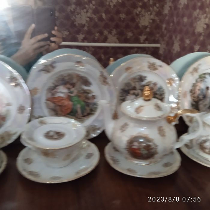 Мадонна сервиз сотилади.