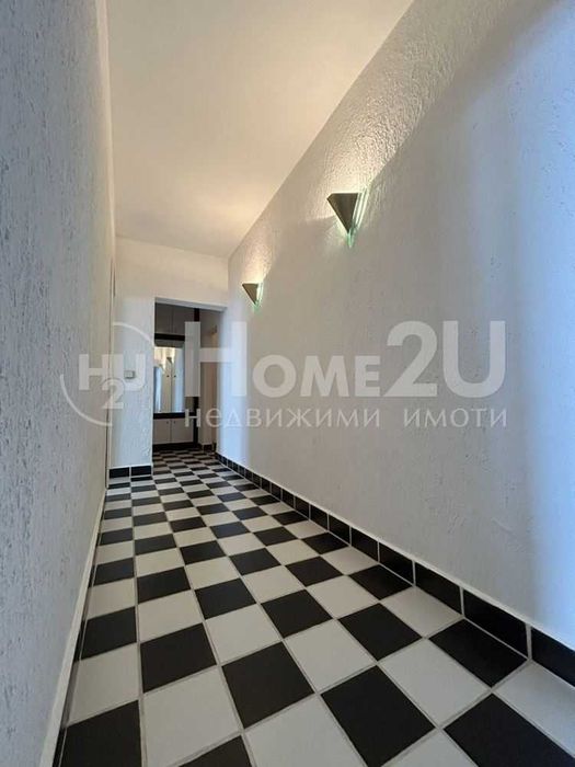 Четири стаи!! Асансьор!! Възраждане!!