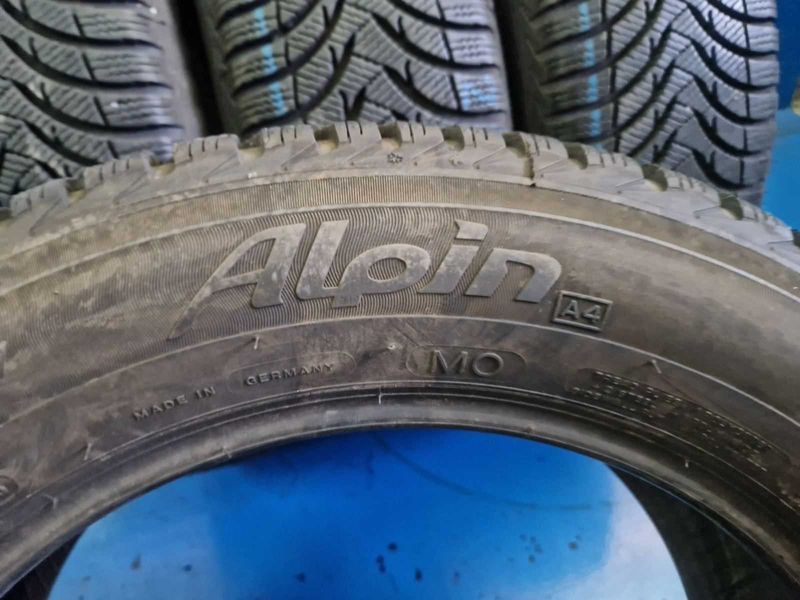 4 Michelin R17 215/60
зимни гуми DOT1318