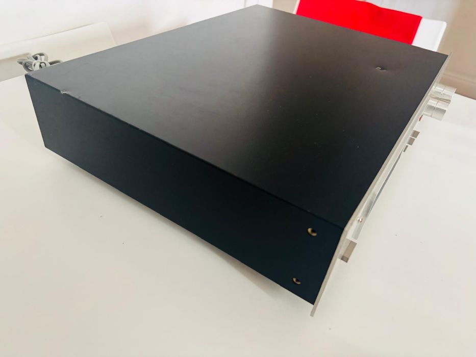 Pioneer Reverb SR-303