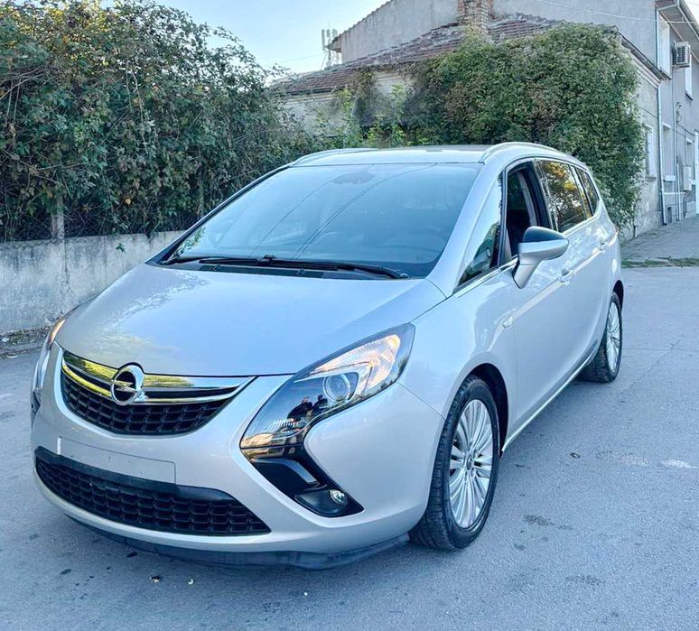 Opel Zafira Tourer 2.0 CDTI 6+1 места Евро 6В - нов внос