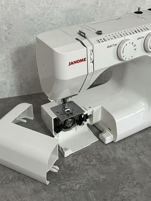 Швейная машина Janome оригинал