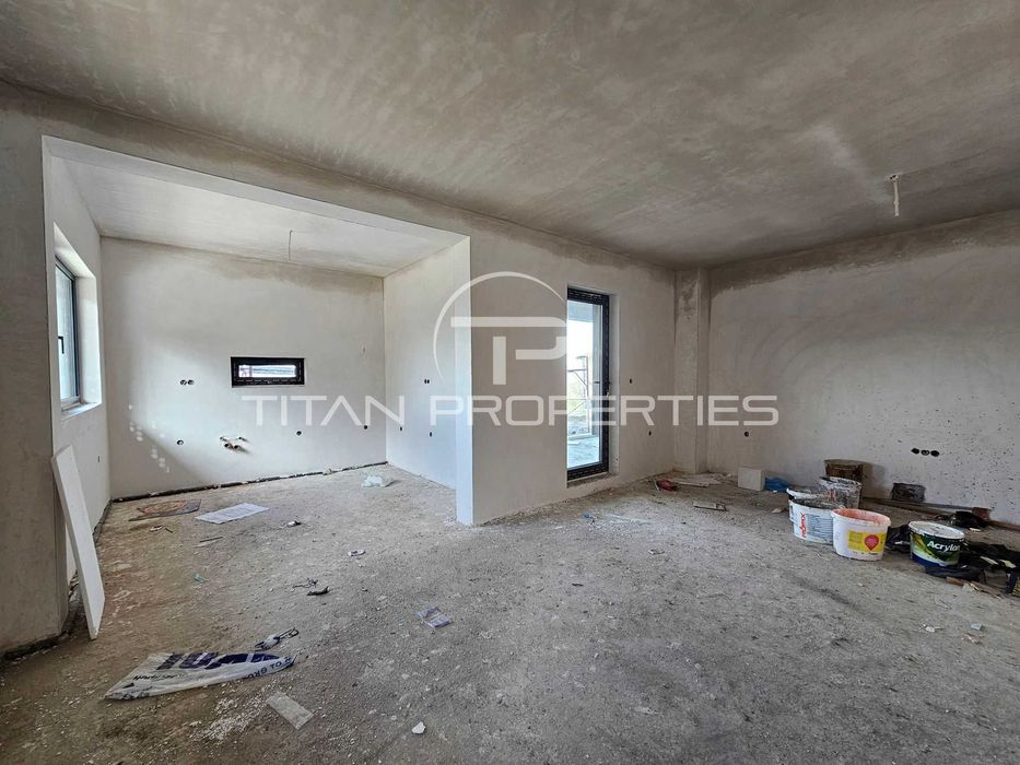 Двуетажна къща Белащица