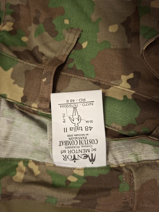 Pantaloni combat