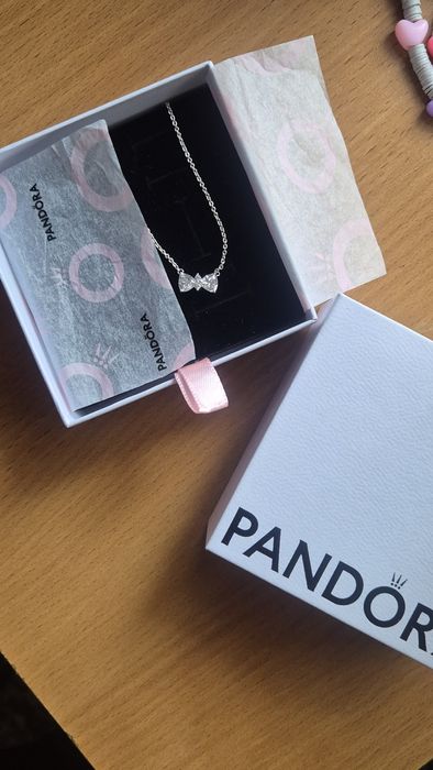 PANDORA колье " белый бант "