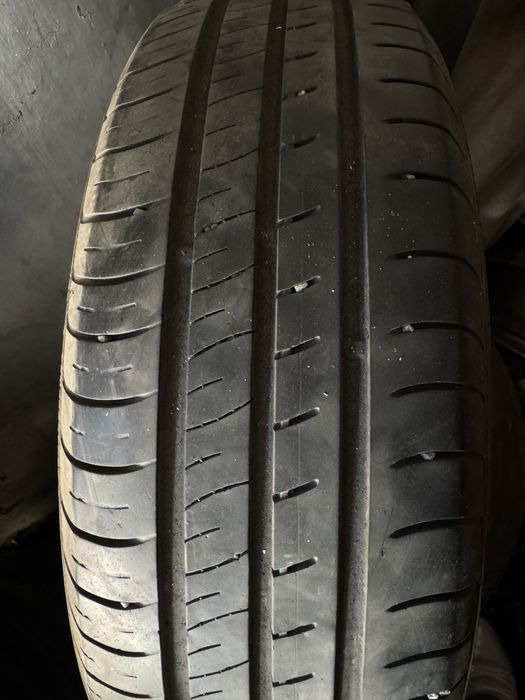 Один балон Kumho 185/65/15