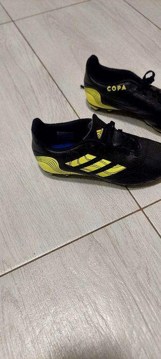 Vand ghete de fotbal pt copii