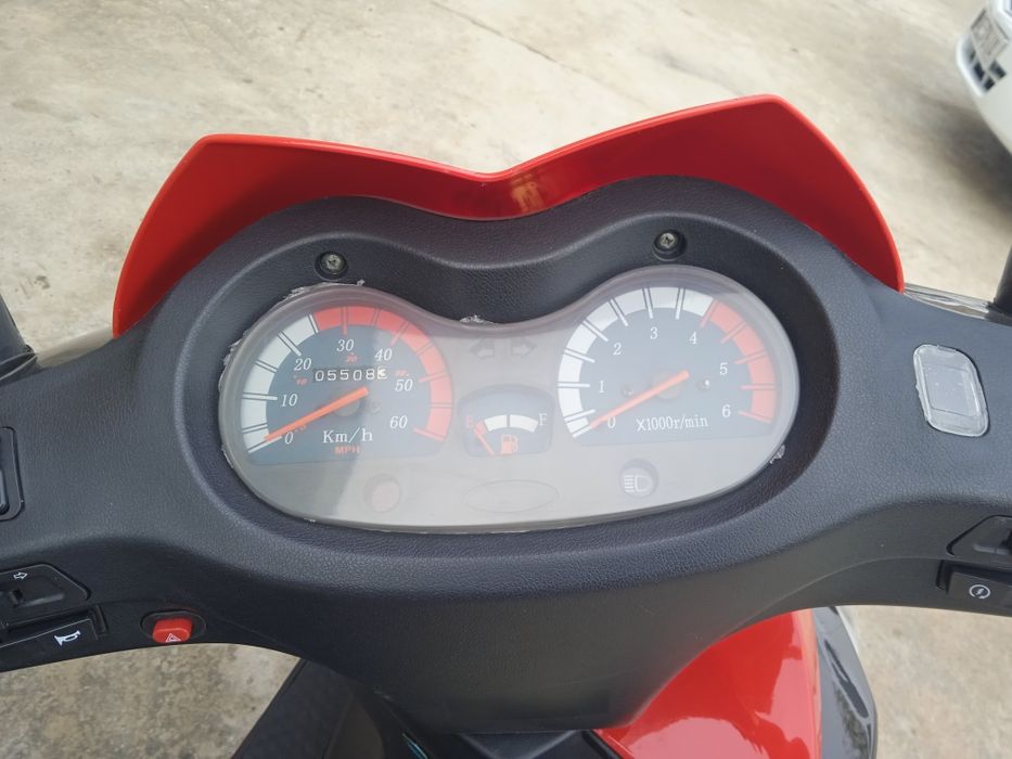 Скутер сотилади маркаси фекон