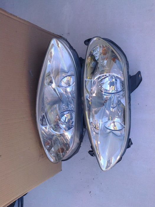фар,фарове за Fiat Croma
