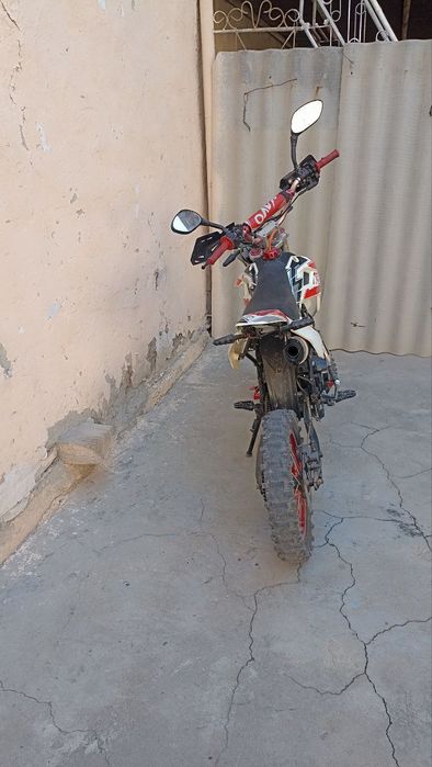 Срочно сотилади.