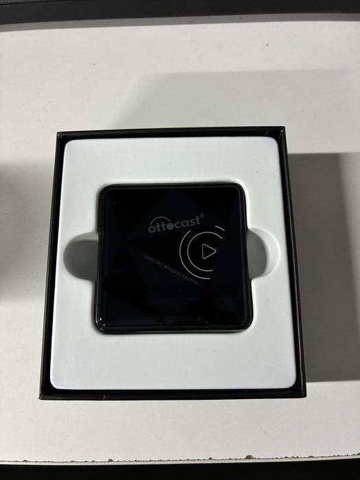 Ottocast U2AIR Pro безжичен CarPlay