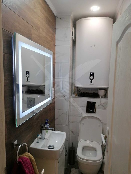 Продава се Тристаен апартамент в Пловдив, Център - 116 кв.м за 1923 €/кв.м - Снимка #12