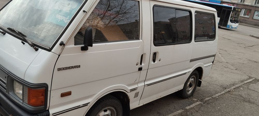 Продам машину бусик