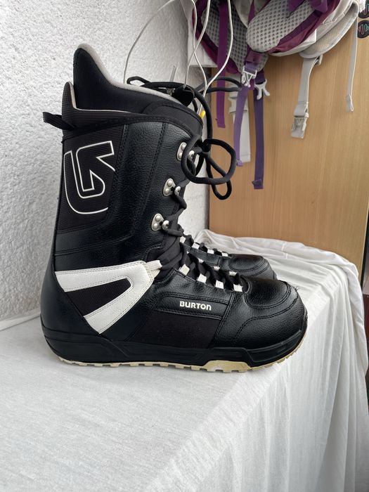 Boots snowboard marime 30 nr 45 burton imprint