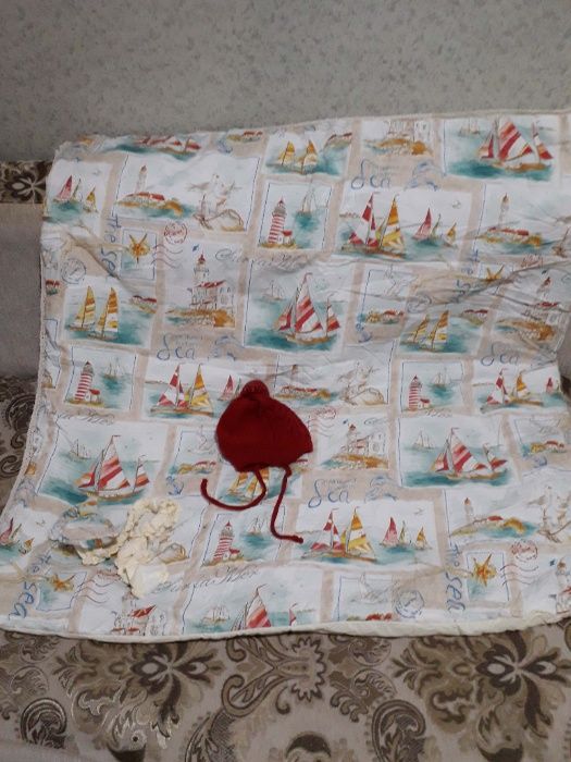 Конверт-одеяло и шапочка