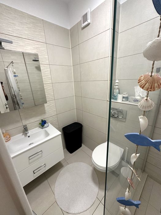 Vand apartament cu 2 camere cu vedere la mare Navodari