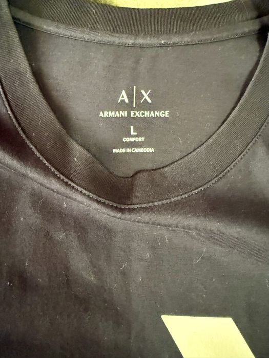 Продам футболку Armani Exchange