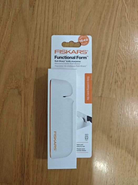 Продавам Точило за ножове Fiskars - Functional Form, бяло