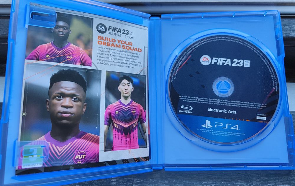 Продавам FIFA 23