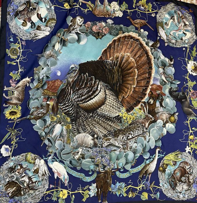 Esarfă Hermes , mătase 100 %,piesă de colecție.