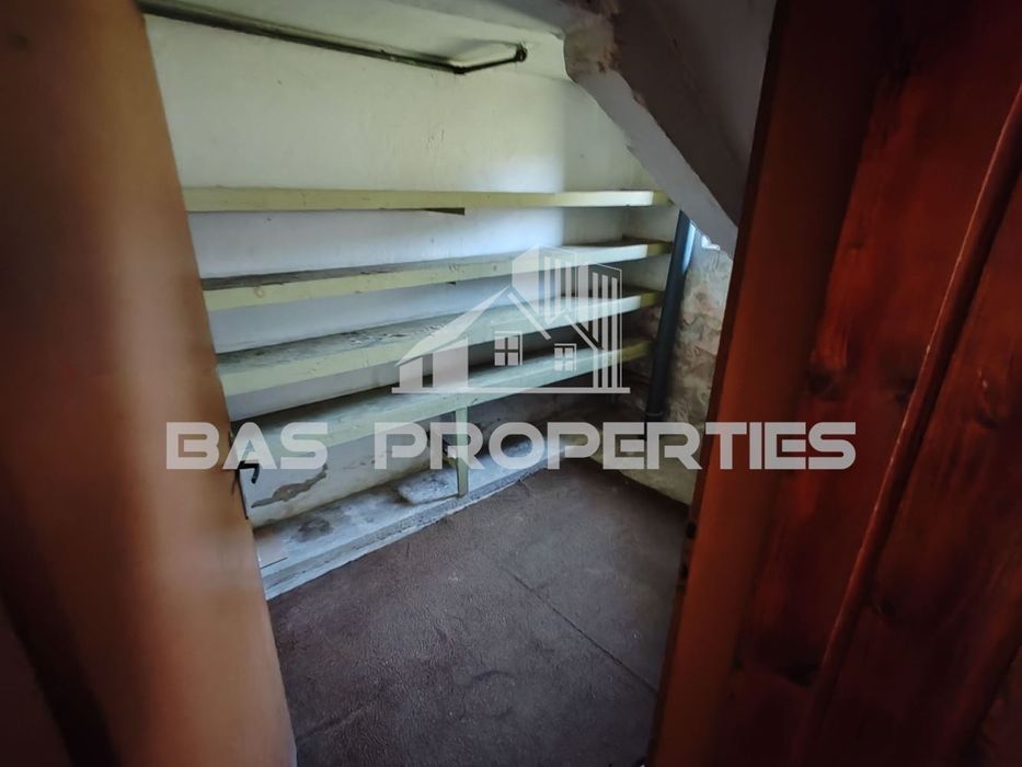 Продава се Къща в с. Петърч, Област София-област - 130 кв.м за 1808 €/кв.м - Снимка #11