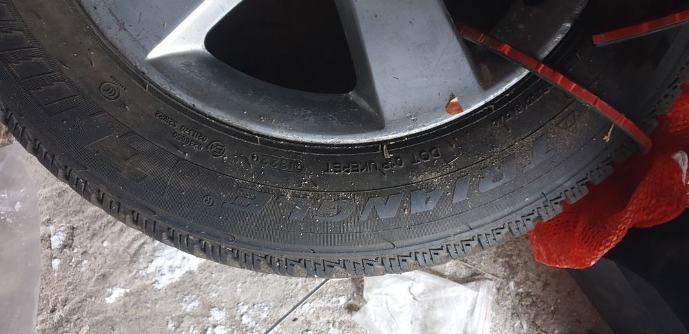 Продам калеса 215#60#16