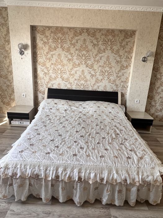 Продам спальный гарнитур