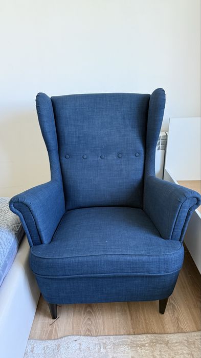 Продам кресло ikea