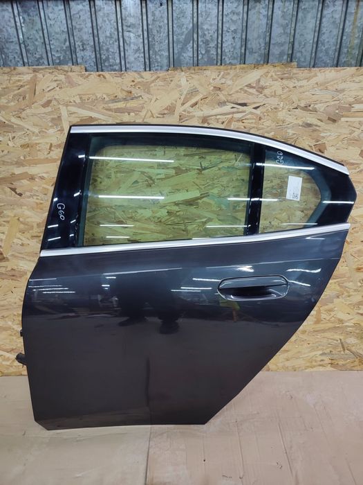 Usa portiera stanga Bmw seria 5 G60  fata spate