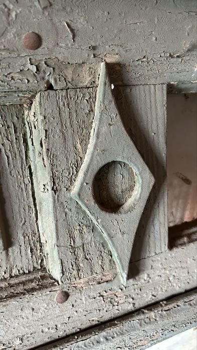 Usa veche traditionala