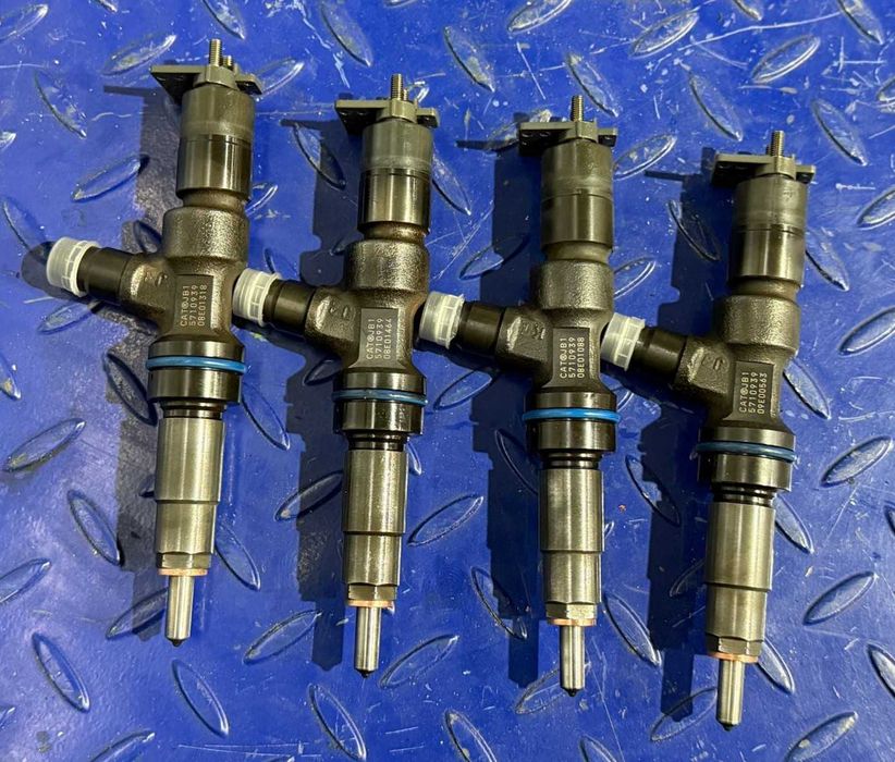 Injectoare Caterpillar Originale C4.4, 5710939 SET