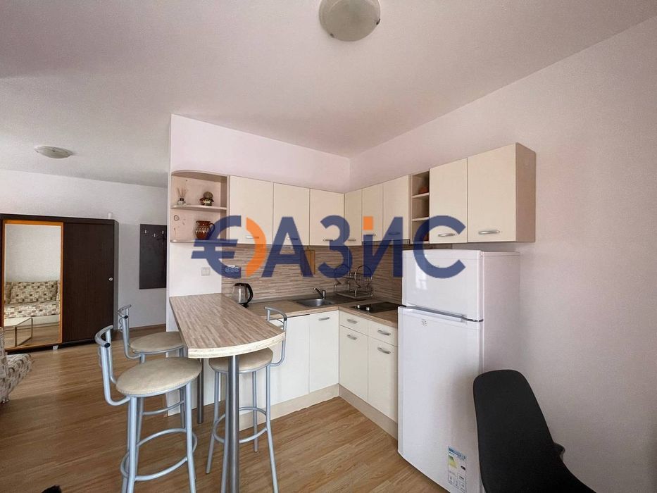Продава се Едностаен апартамент в к.к. Слънчев бряг - 45 кв.м за 550 €/кв.м - Снимка #10