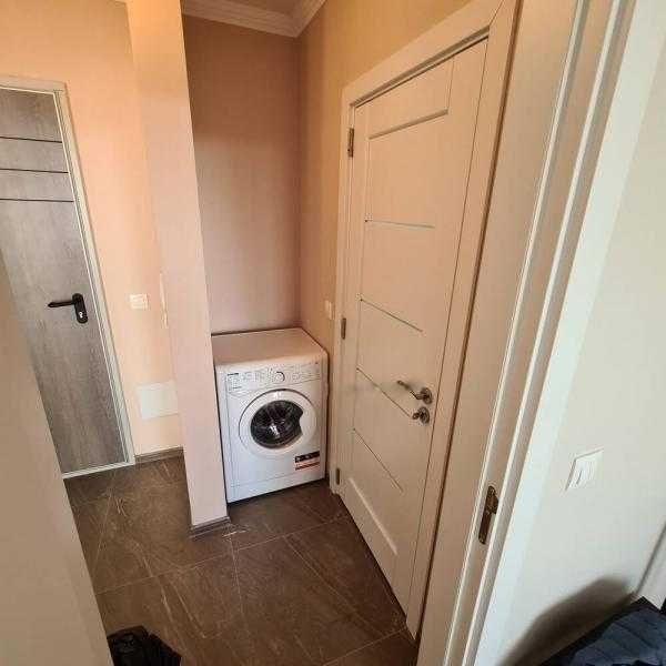 Дава се под наем Двустаен апартамент в Бургас, Зорница - 55 кв.м за 561 € - Снимка #7