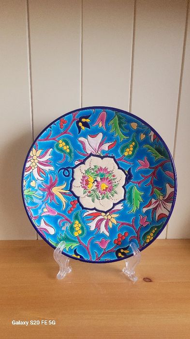 Порцеланова ръчно рисувана маска  за стена