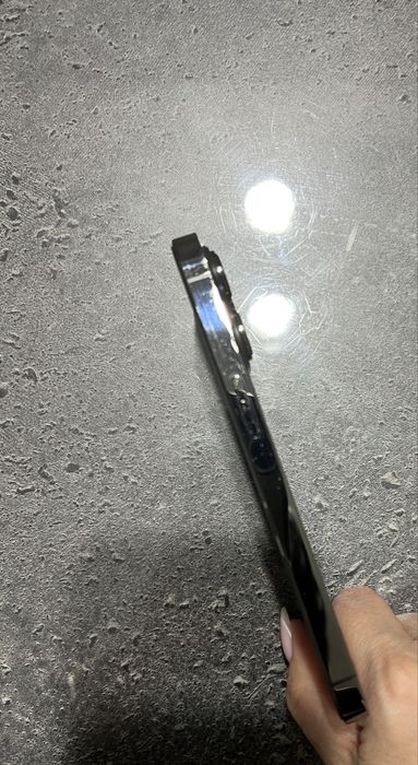 Продам айфон 13 про