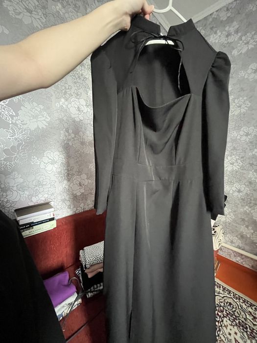 продаются платья